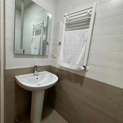 Long-Term Rental: 1+1 Apartment, Batumi