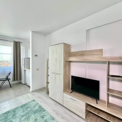 Long-term rental: One-bedroom studio apartment in "Militari Residence", Bucharest