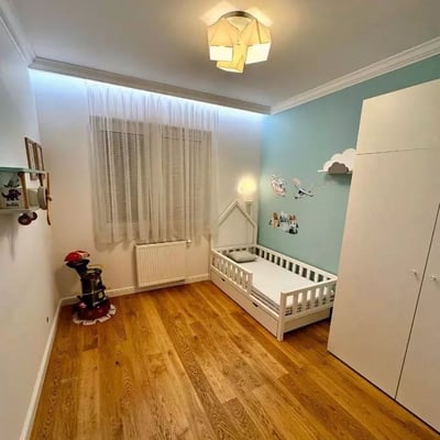 Alquiler a largo plazo, Varsovia, Calle Lazurowa, distrito Bemowo: apartamento de 2 habitaciones con balcón