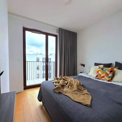 Long-term rental, Warsaw, Wilanów: 2-room apartment with a balcony