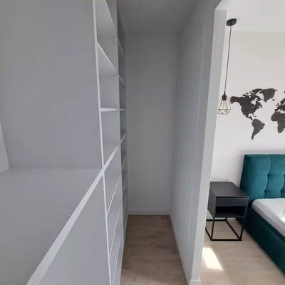 Alquiler a largo plazo, Varsovia, Białołęka: apartamento de 2 habitaciones, 45 m²