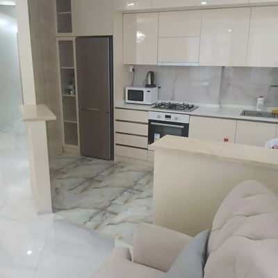 Long-term rental, Batumi: 3+1 apartment, 125 m²