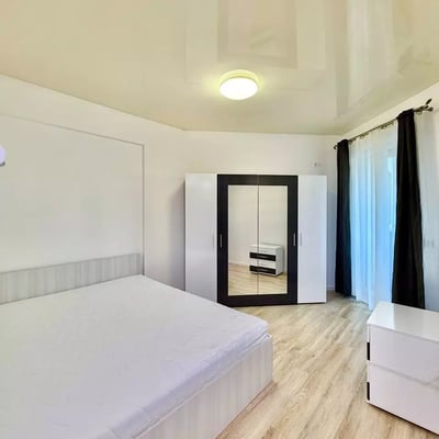 Long-term rental: studio, 1st floor, Militari Residence, Bucharest