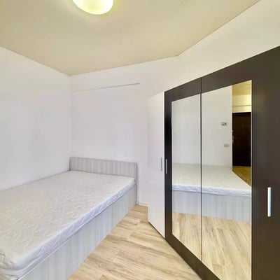 Long-term rental: studio, 1st floor, Militari Residence, Bucharest