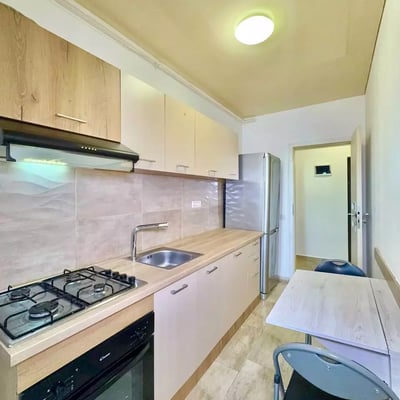 Long-term rental: studio, 1st floor, Militari Residence, Bucharest