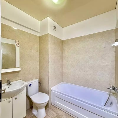 Long-term rental: studio, 1st floor, Militari Residence, Bucharest