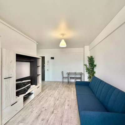 Long-term rental: one-bedroom apartment with studio kitchen, 5th floor, Militari Residence, Bucharest