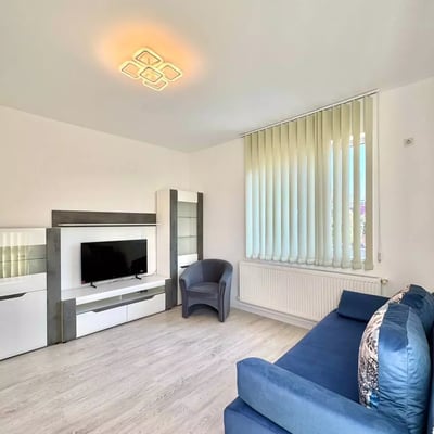 Long-term rental: one-bedroom apartment with balcony, 1st floor, Dudu, Bucharest
