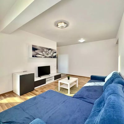 Alquiler a largo plazo: apartamento de una habitación con balcón, 3 piso, Dudu, Bucarest