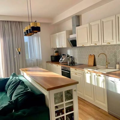 Alquiler a largo plazo de apartamento de 2 habitaciones en Varsovia, distrito Wola, calle Jana Kazimierza