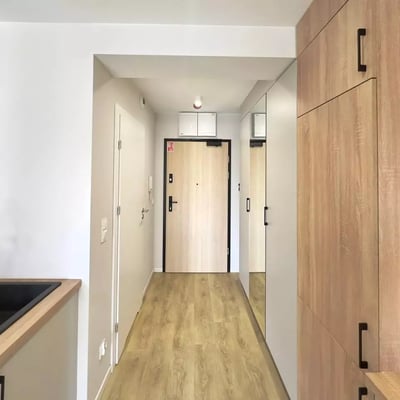 Alquiler a largo plazo de apartamento de 1 habitación en Breslavia, calle Partynicka 5