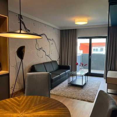 Alquiler a largo plazo de apartamento de 2 habitaciones en Breslavia, calle Traugutta 74