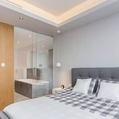 Long-term rental of a 3-rooms apartment 93 m2 in Warsaw, Wola district