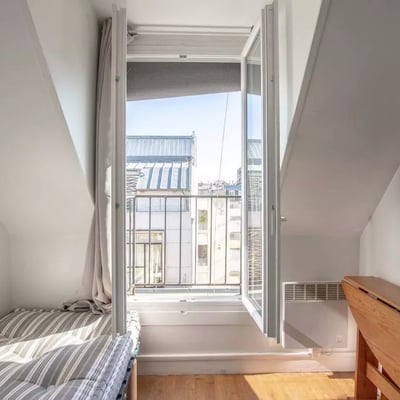 Alquiler a largo plazo de estudio con balcón en París, Francia