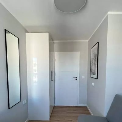 Long-term rental of a 4-rooms apartment in Kraków, Podgórze Duchackie district, Poland