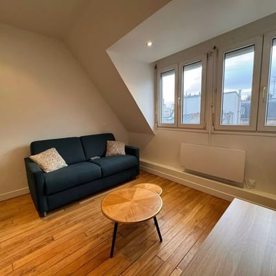 Long-term rental of a studio in Paris, France