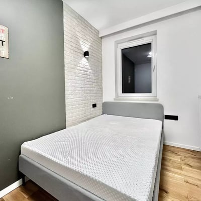 Long-term rental 45 m² apartment with 2 rooms and 2 balconies in Rembertów, Warsaw
