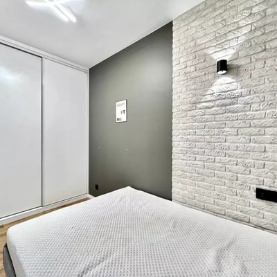 Long-term rental 45 m² apartment with 2 rooms and 2 balconies in Rembertów, Warsaw