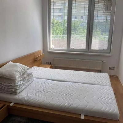 Долгосрочная аренда 2-комнатной квартиры (54 м² + балкон) в Ружинове, Братислава, Словакия