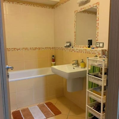 Долгосрочная аренда 2-комнатной квартиры (54 м² + балкон) в Ружинове, Братислава, Словакия