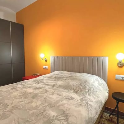 Long-term rental apartment with 2 bedrooms, Eixample, Barcelona