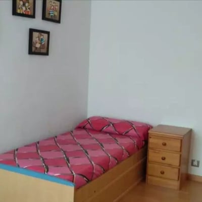 Long-term rental, spacious apartment in a gated community, Alicante, Spain