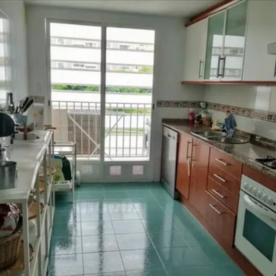 Long-term rental, spacious apartment with parking, San Juan Playa, Spain