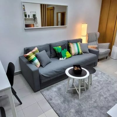 Alquiler a largo plazo Apartamento de dos habitaciones en Belgrado frente al Waterfront y al centro comercial Galleria