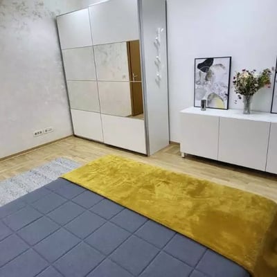 Alquiler a largo plazo Apartamento de dos habitaciones en Belgrado frente al Waterfront y al centro comercial Galleria
