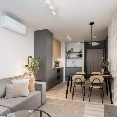 Long-term rental 2-room apartment with air conditioning and parking, Kraków