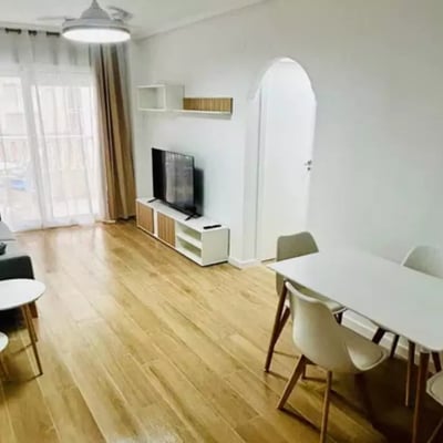 Long-term rental in Torrevieja (Alicante), 2 minutes from Los Locos beach