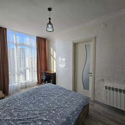 Long-term rental: apartment with sea view, Batumi, Georgia