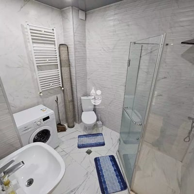 Long-term rental: apartment with sea view, Batumi, Georgia