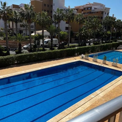 Long-term rental 3-bedroom apartment in Punta Prima, Alicante, Spain