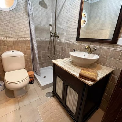 Long-term rental 3-bedroom apartment in Punta Prima, Alicante, Spain