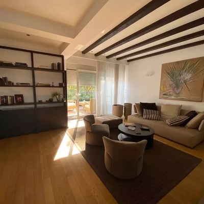 Long-term rental two-level penthouse in Vračar, Belgrade, Serbia