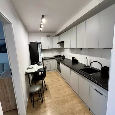Alquiler a largo plazo piso con 2 habitaciones separadas en Breslavia, Polonia