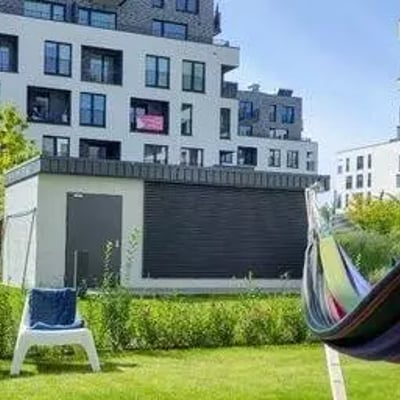 Long-term rental modern 2-room apartment with terrace and parking, Warsaw
