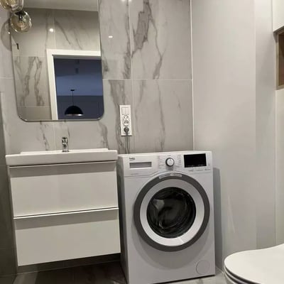 Alquiler a largo plazo de un apartamento de 2 habitaciones en la zona verde de Stabłowice, Breslavia