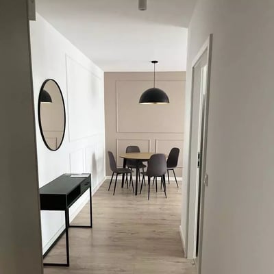 Alquiler a largo plazo de un apartamento de 2 habitaciones en la zona verde de Stabłowice, Breslavia