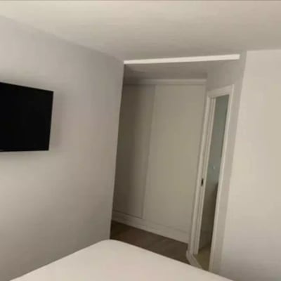 Long-term rental of a spacious apartment 110 m² with AC and parking space in Alicante