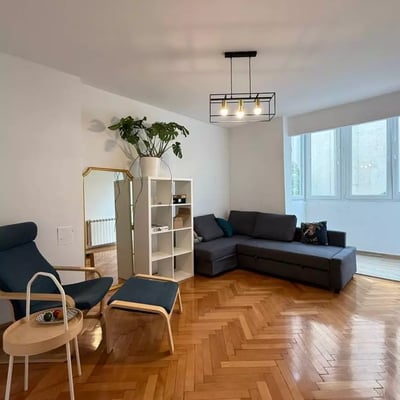 Long-term rental in Belgrade: 2-room 65m² apartment with appliances and heating