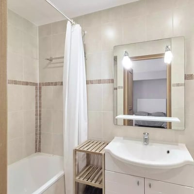Long-term rental of a 35 m² studio on rue de Théâtre, 15th arrondissement of Paris