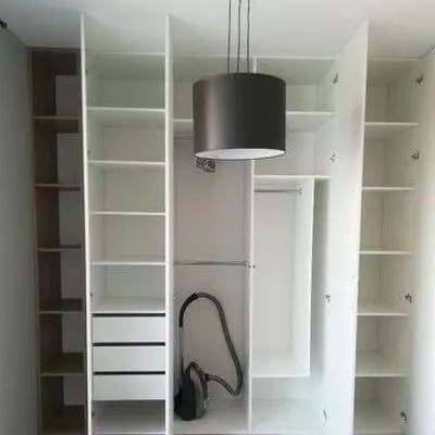 Long-term rental of 2-room apartment 45 m2 with balcony and parking in Mokotów district, Warsaw