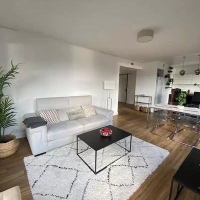 Long-term rental of a 4-room apartment, 91 m², Paris, 15th arrondissement