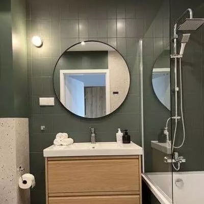 Location à long terme d’un appartement moderne près du centre-ville, Górka Narodowa, Cracovie, Pologne