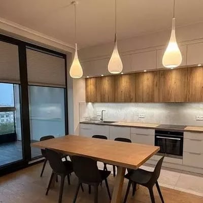 Long-term rental 78 m² apartment with balcony & AC in Wola, Warsaw, Poland