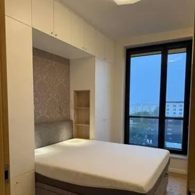 Long-term rental 78 m² apartment with balcony & AC in Wola, Warsaw, Poland