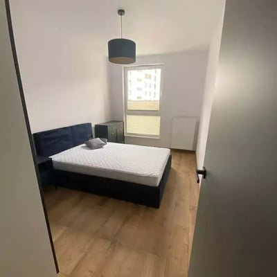 Долгосрочная аренда 2-комнатной квартиры 48 м² на Fort Wola, Варшава, Польша, рядом с метро