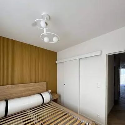 Location à long terme d’un appartement 3 pièces de 60 m² avec balcon et parking, rue Edwarda Habicha, Varsovie, Pologne